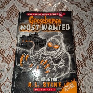 R.L. Stine Goosebumps Most Wanted The Haunter special edition 4
